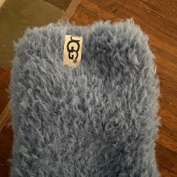 UGG Cozy Brown and Blue Fuzzy Socks - Picture 2 of 3